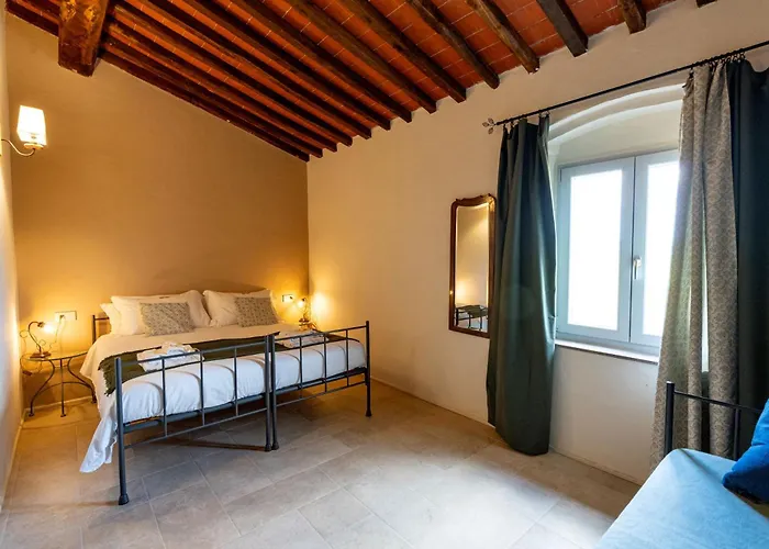 Poderino Il Sole Lajatico