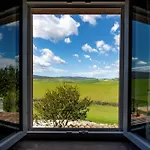 Poderino Il Sole Bed and Breakfast Lajatico
