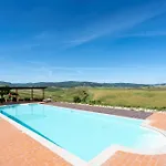 Poderino Il Sole 4* Lajatico