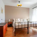 Poderino Il Sole Bed & Breakfast 4*