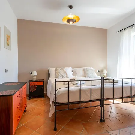 Poderino Il Sole Couette-café 4*