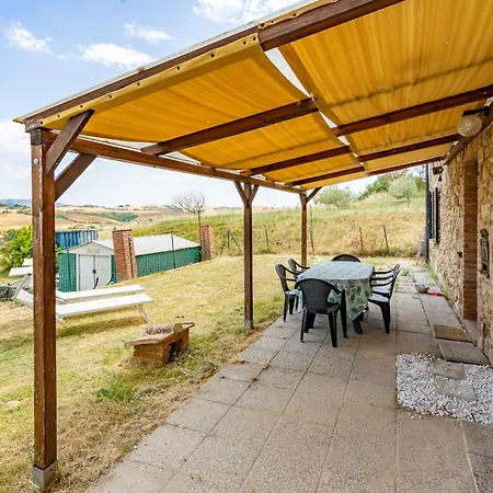 Poderino Il Sole Bed & Breakfast *