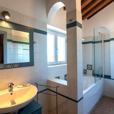 Poderino Il Sole Lajatico